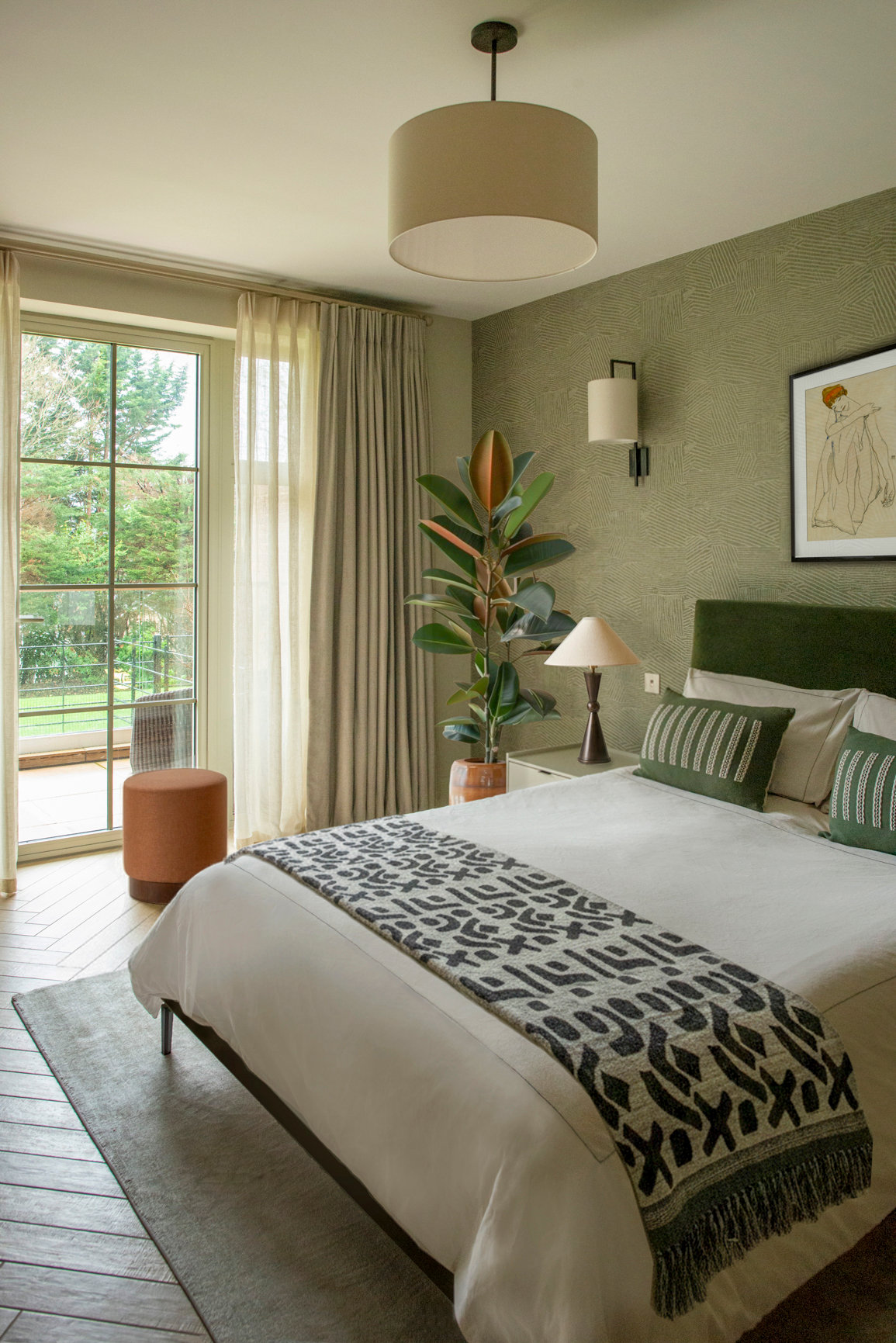 Cobham Apartment